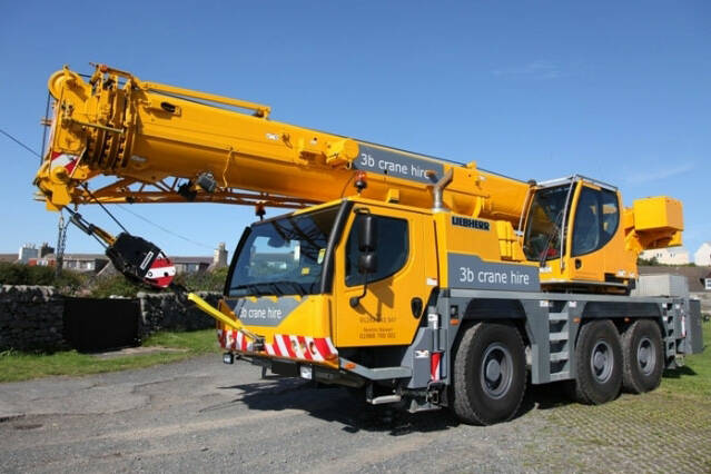 50 Tonne Capacity Mobile Crane