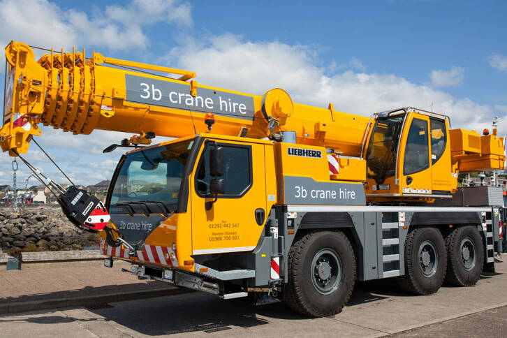 60 Tonne Capacity Mobile Crane